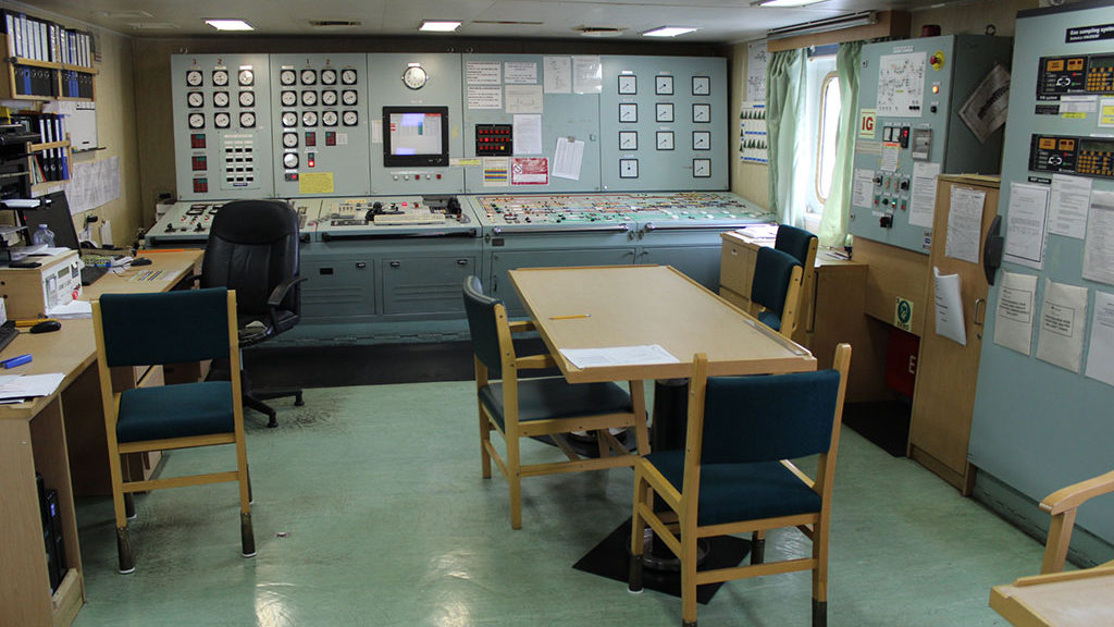 Cargo-Control-Room